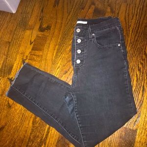 Levi mile high skinny jeans- SO COMFY